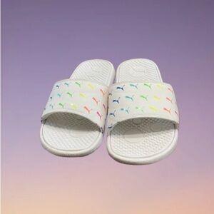Puma Kids White Sandals with Colorful Logo Girls size 4